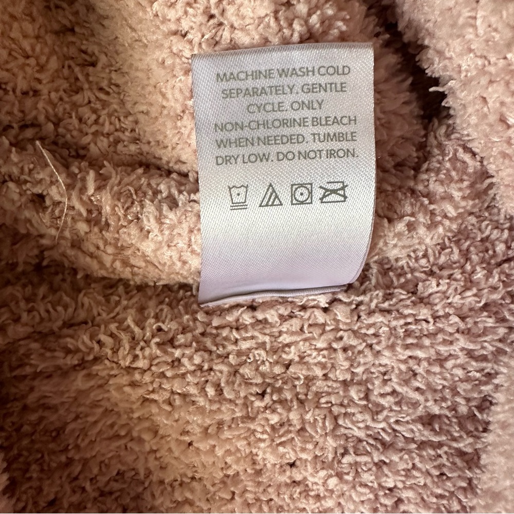 Women’s Soft‎ Pink Luxury Fleece Bathrobe - Picture 3 of 5
